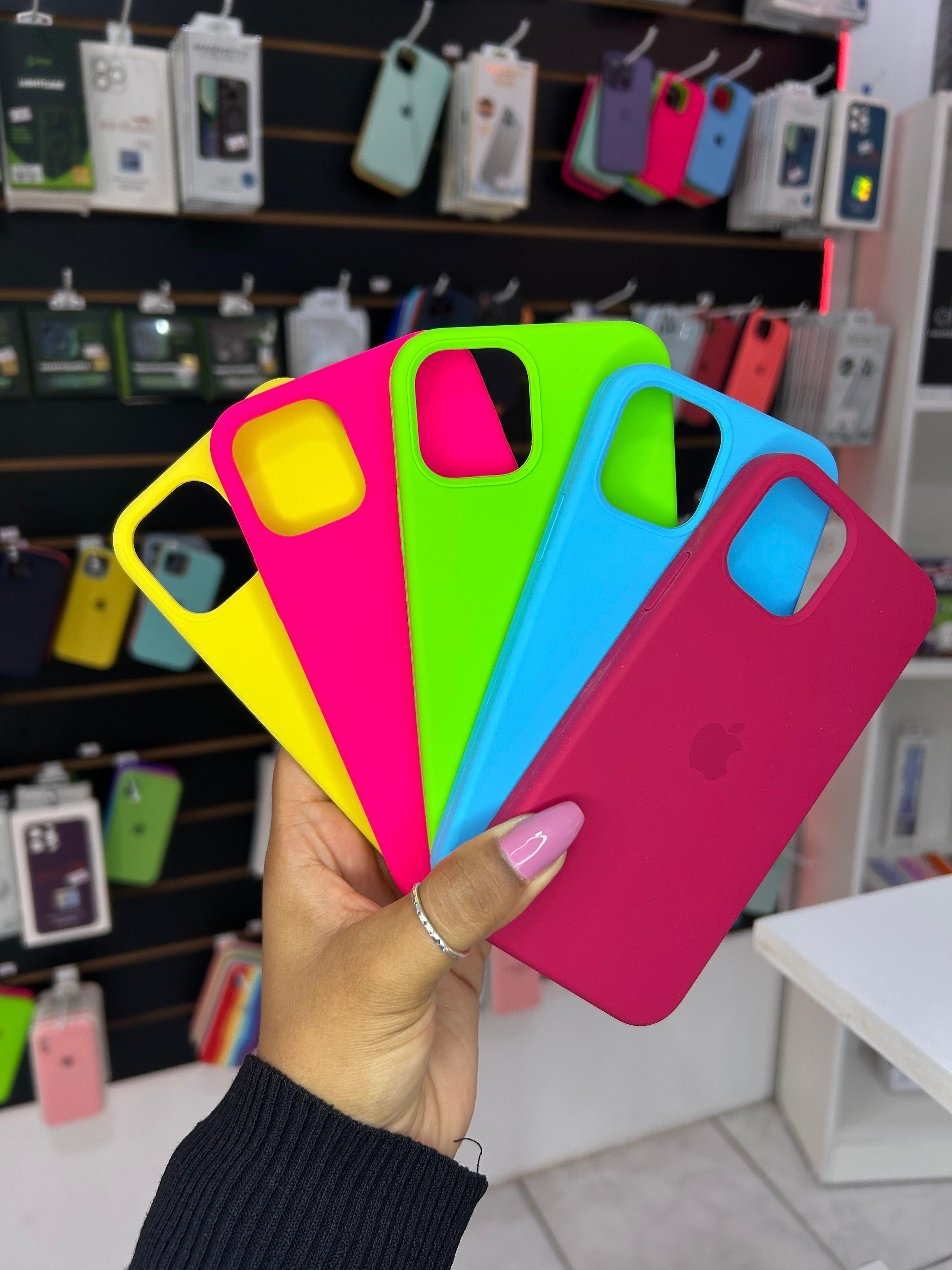 CAPA IPHONE VELUDO - Imagem 5