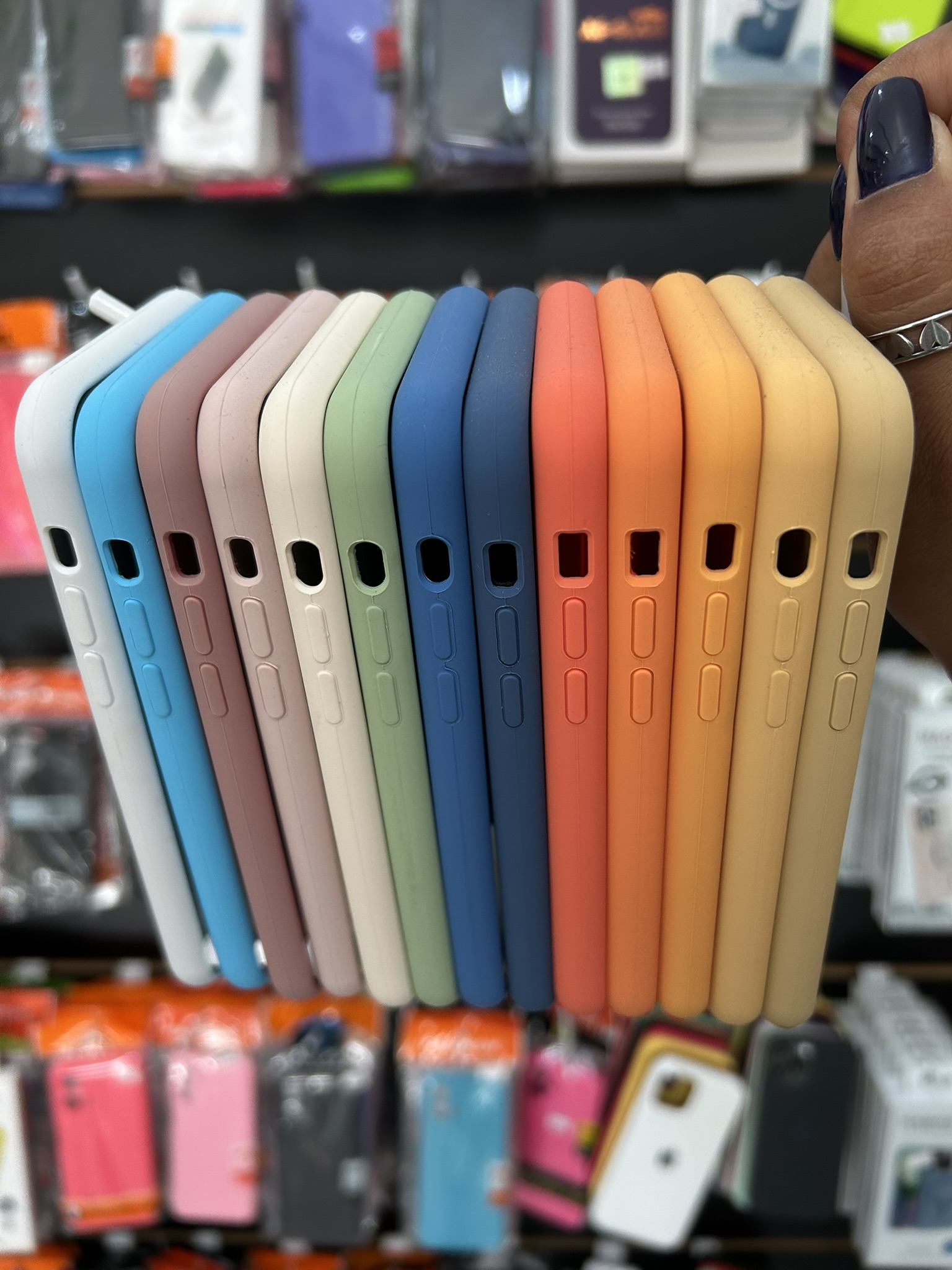 CAPA IPHONE VELUDO - Imagem 3